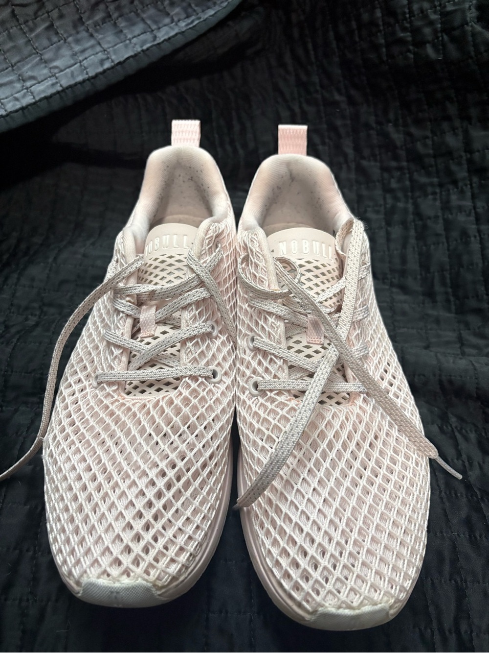 NOBULL unisex mesh trainer, rose pink
Mens 10.5, women’s 12